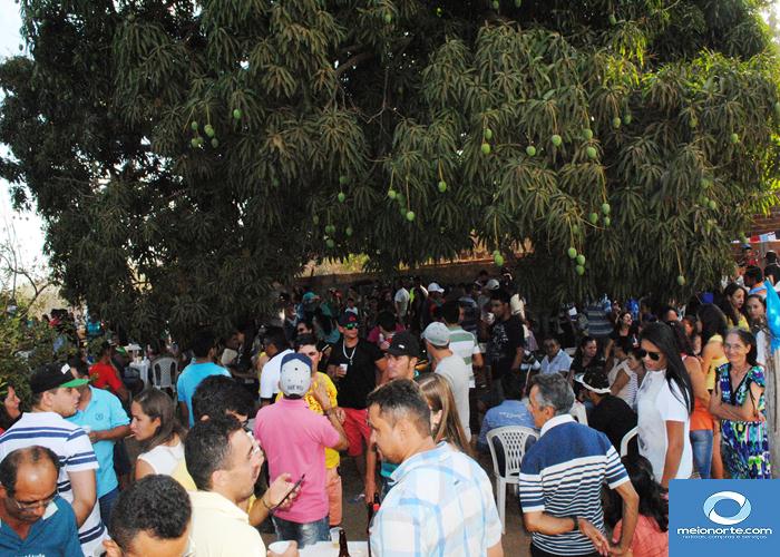 Vereador Fabiano Oliveira dá festa para amigos e correligionários  - Imagem 2