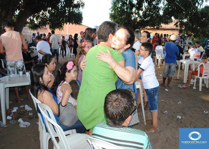 Vereador Fabiano Oliveira dá festa para amigos e correligionários  - Imagem 38