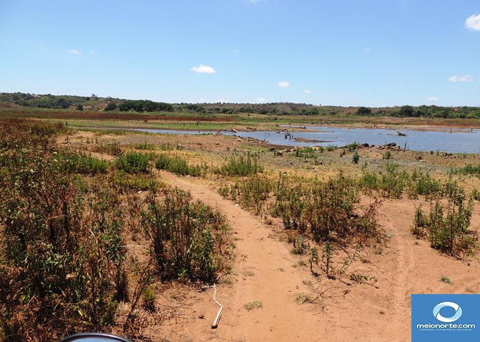 Açude quase seco, população terá que importar água? - Imagem 1