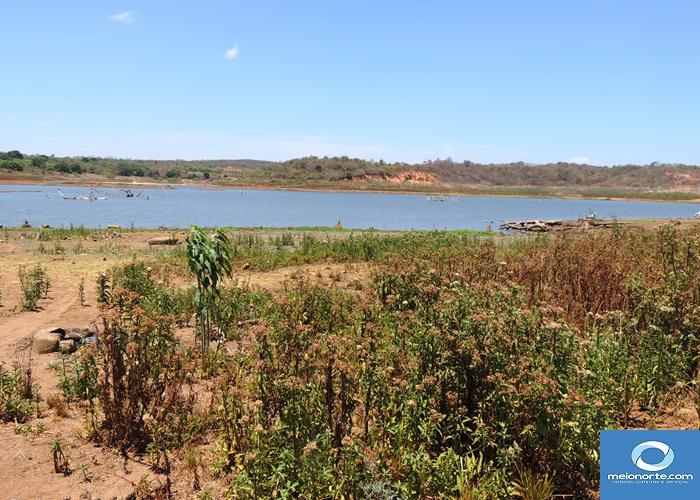 Açude quase seco, população terá que importar água? - Imagem 4