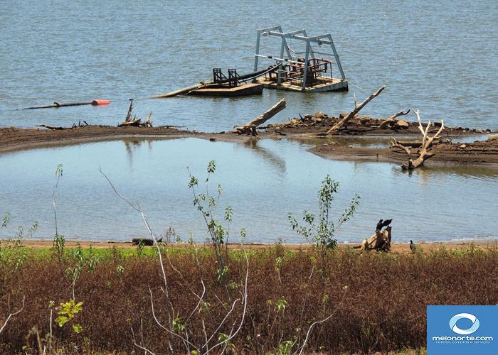 Açude quase seco, população terá que importar água? - Imagem 11