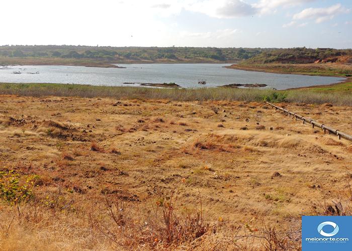 Açude Joana quase seco, população poderá recorrer ao Caldeirão      - Imagem 21