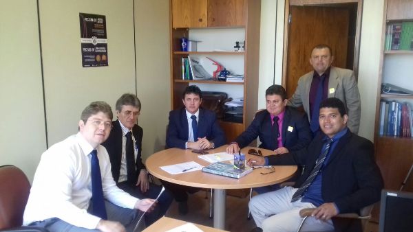 Prefeito eleito de Santo Inácio participa de seminário em Brasília  - Imagem 5