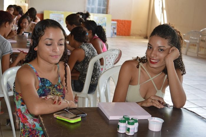 Curso de Decoupagem para as Debutantes 2016. - Imagem 15