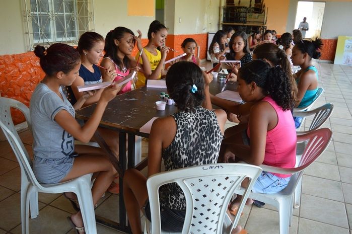 Curso de Decoupagem para as Debutantes 2016. - Imagem 7