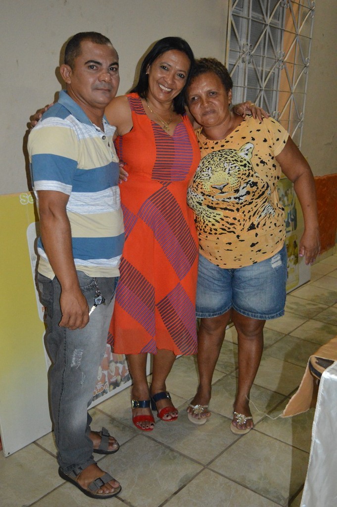 Médica Cubana recebe homenagem de amigas. - Imagem 73