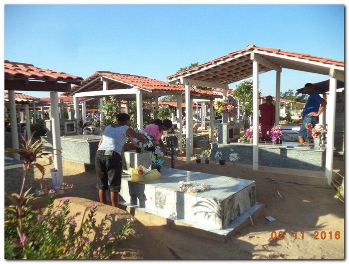 Celebrações foram realizadas neste dia de finados em Inhuma - Imagem 34