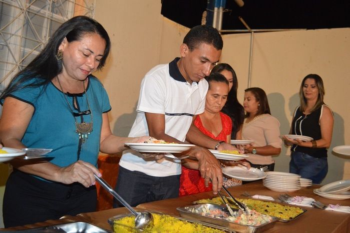 Médica Cubana recebe homenagem de amigas. - Imagem 54
