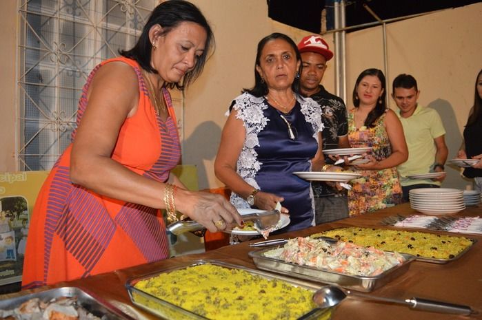 Médica Cubana recebe homenagem de amigas. - Imagem 49