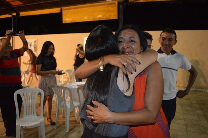Médica Cubana recebe homenagem de amigas. - Imagem 8