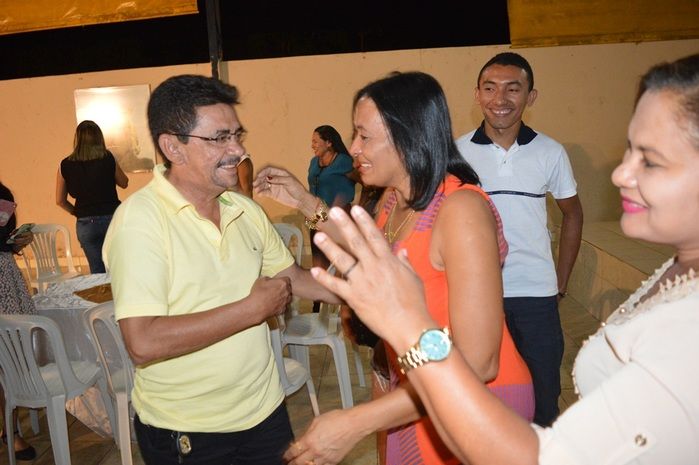 Médica Cubana recebe homenagem de amigas. - Imagem 7