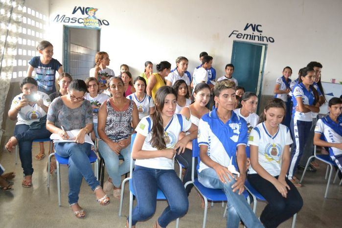 Colégio Estadual em Alegrete realiza Projeto de Arte e Paz - Imagem 19