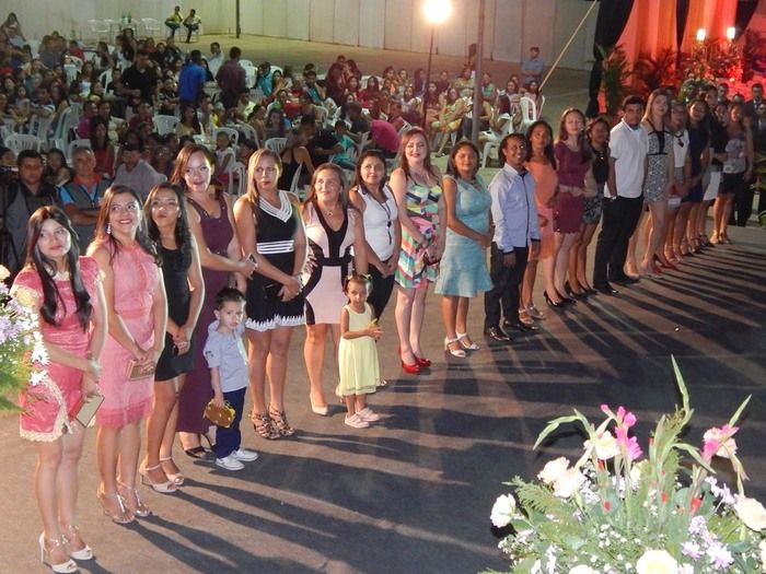 Prefeitura realiza com sucesso a VIII edição Baile Debutantes. - Imagem 47