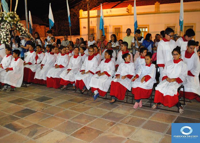 Procissão da festa da Imaculada Conceição reúne uma multidão - Imagem 40