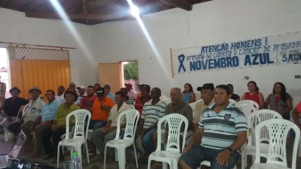 Homens participam de palestra sobre prevenção do câncer de próstata - Imagem 1