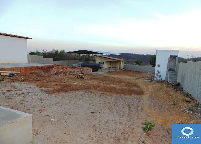 Aluga-se prédio adequado para montagem de empresa - Imagem 4