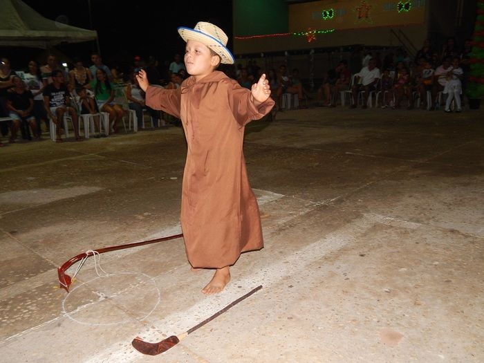 Confira os registros da 1ª noite do VIII Festival Cultural. - Imagem 56