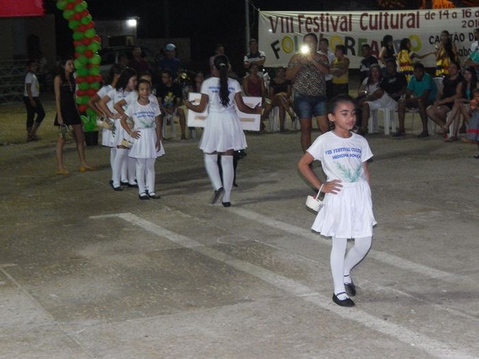 Confira os registros da 1ª noite do VIII Festival Cultural. - Imagem 71