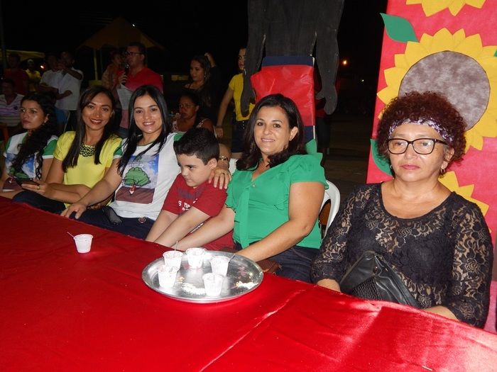 Confira os registros da 1ª noite do VIII Festival Cultural. - Imagem 78