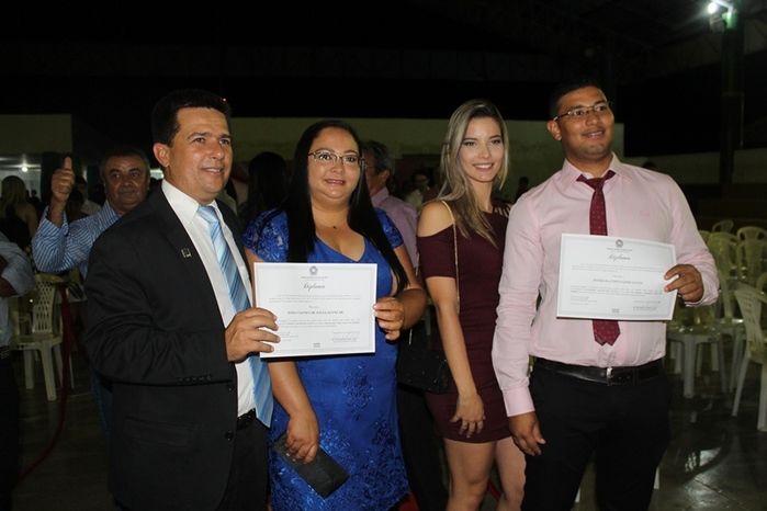 Márcio Alencar e Hermilinda Gomes são diplomados prefeito e vice - Imagem 98