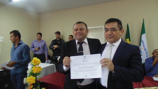 Prefeito, Vice, vereadores eleitos de Santo Inácio são diplomados - Imagem 28