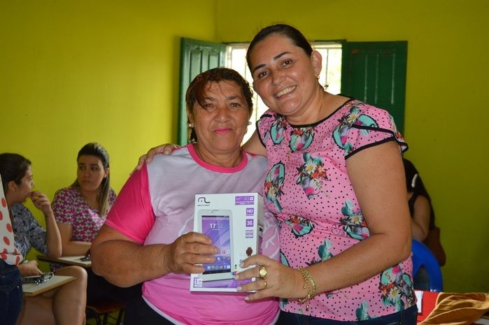 Agentes Comunitário de Saúde ganham Tabletes. - Imagem 27