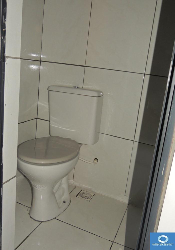 Aluga-se prédio para montagem de empresa e terreno murado - Imagem 18