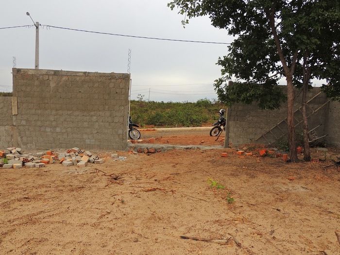 Aluga-se prédio para montagem de empresa e terreno murado - Imagem 40