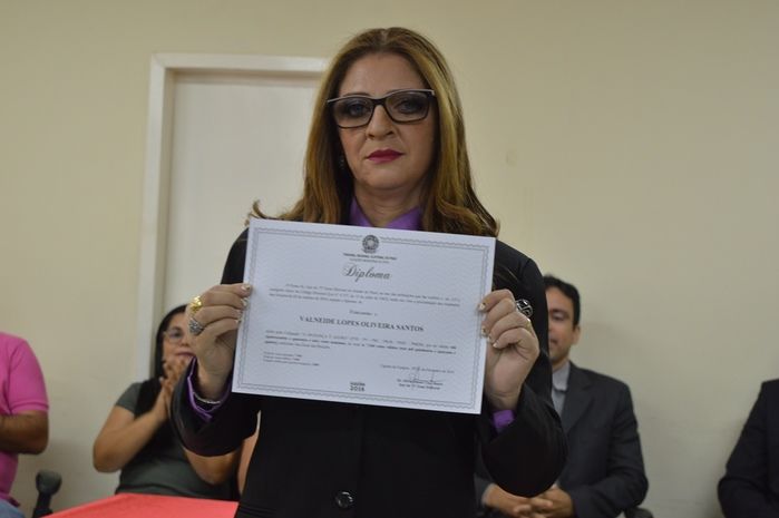 Diplomação do prefeito eleito, vereadores e suplentes eleitos.  - Imagem 17