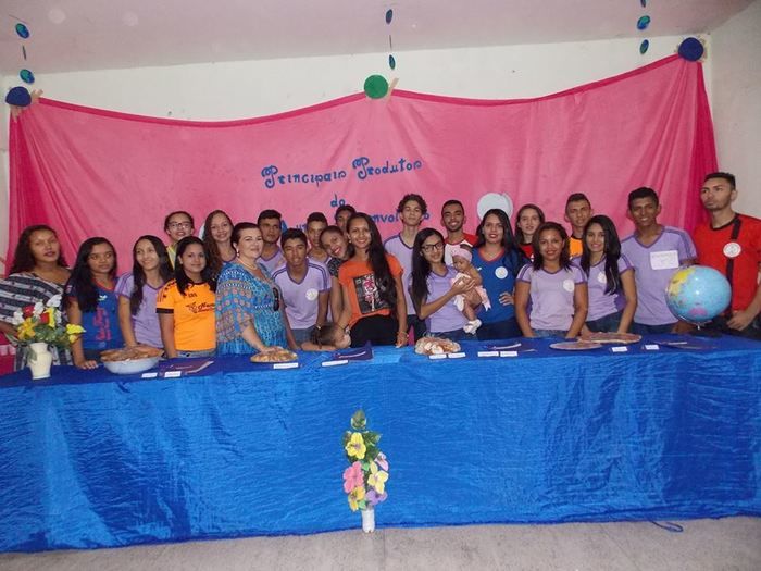 Escola realiza I Feira de Geografia e Biologia - Imagem 6