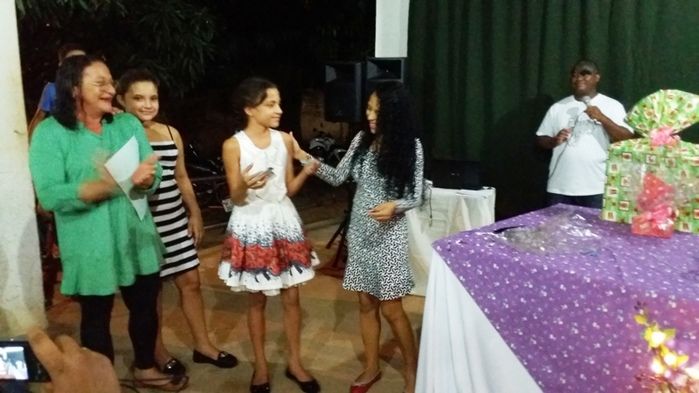 Escola Petrônio Portela premia os alunos destaques de 2016 - Imagem 11