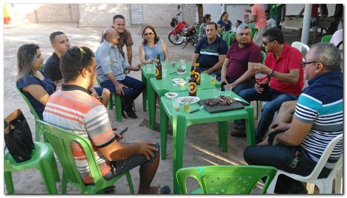 Dr. Moura realiza confraternização para funcionários internos - Imagem 20