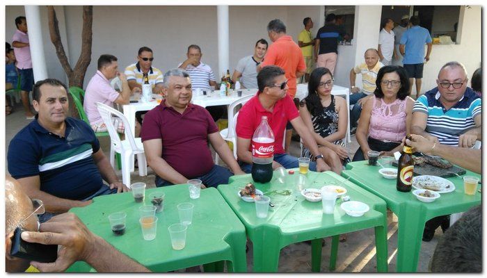 Dr. Moura realiza confraternização para funcionários internos - Imagem 25