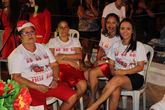 A Secretaria Municipal da Assistência Social realizou o Natal Feliz - Imagem 161