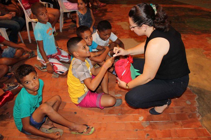 A Secretaria Municipal da Assistência Social realizou o Natal Feliz - Imagem 93