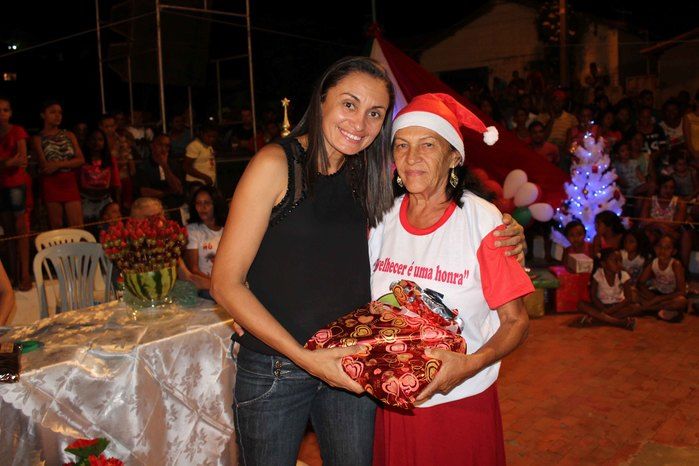 A Secretaria Municipal da Assistência Social realizou o Natal Feliz - Imagem 55
