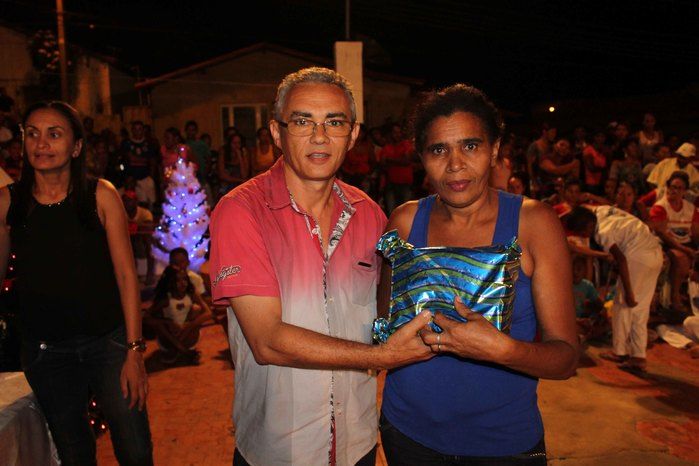 A Secretaria Municipal da Assistência Social realizou o Natal Feliz - Imagem 156