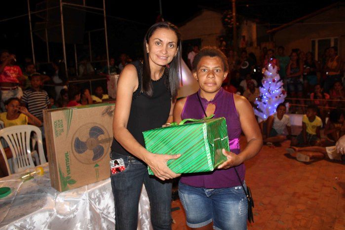 A Secretaria Municipal da Assistência Social realizou o Natal Feliz - Imagem 174