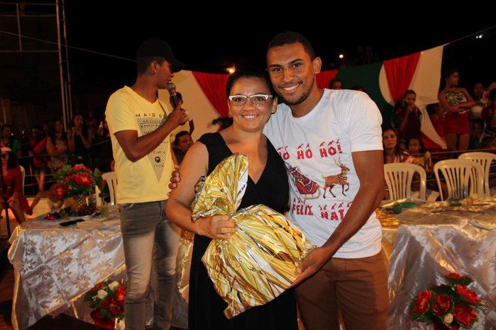 A Secretaria Municipal da Assistência Social realizou o Natal Feliz - Imagem 98