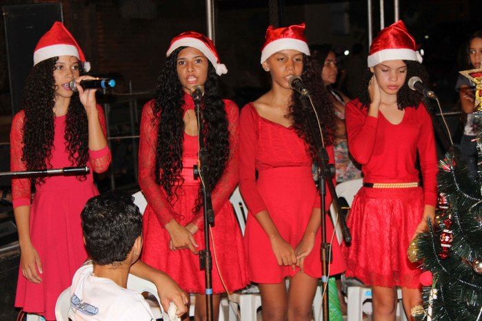 A Secretaria Municipal da Assistência Social realizou o Natal Feliz - Imagem 190