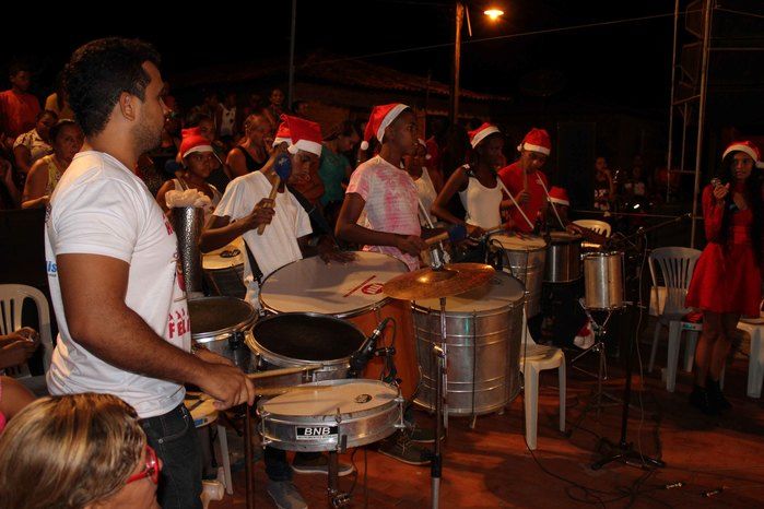 A Secretaria Municipal da Assistência Social realizou o Natal Feliz - Imagem 110