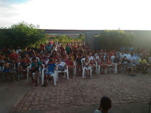 Crianças participam de confraternização com prefeito eleito   - Imagem 17