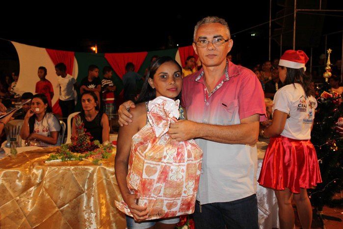 A Secretaria Municipal da Assistência Social realizou o Natal Feliz - Imagem 82