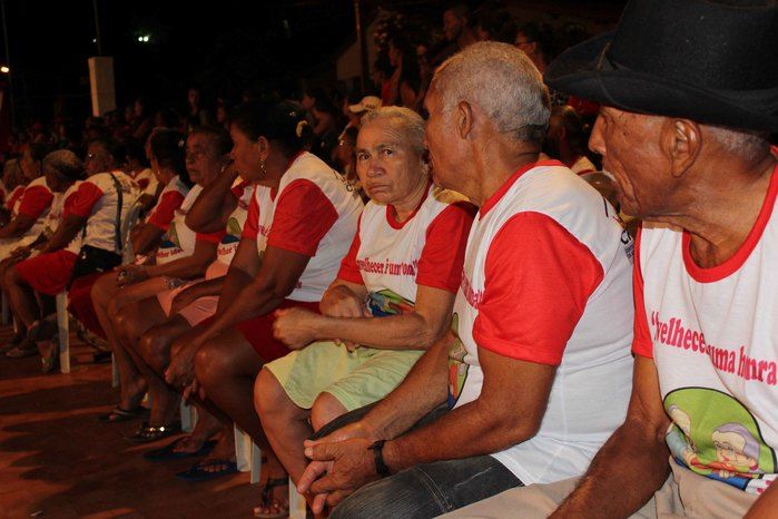 A Secretaria Municipal da Assistência Social realizou o Natal Feliz - Imagem 18