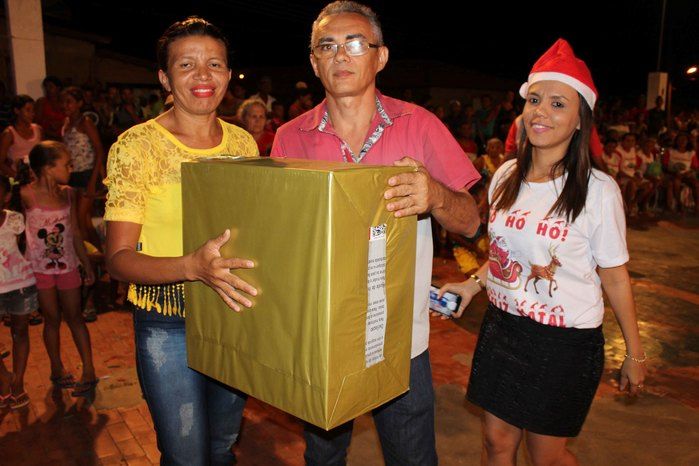 A Secretaria Municipal da Assistência Social realizou o Natal Feliz - Imagem 187