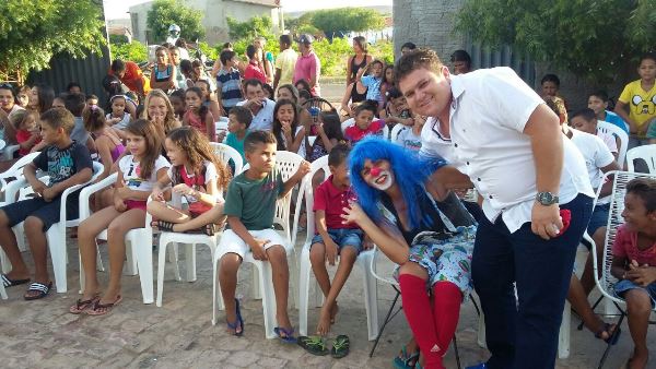 Crianças participam de confraternização com prefeito eleito   - Imagem 8