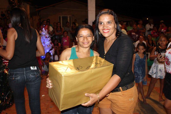 A Secretaria Municipal da Assistência Social realizou o Natal Feliz - Imagem 186