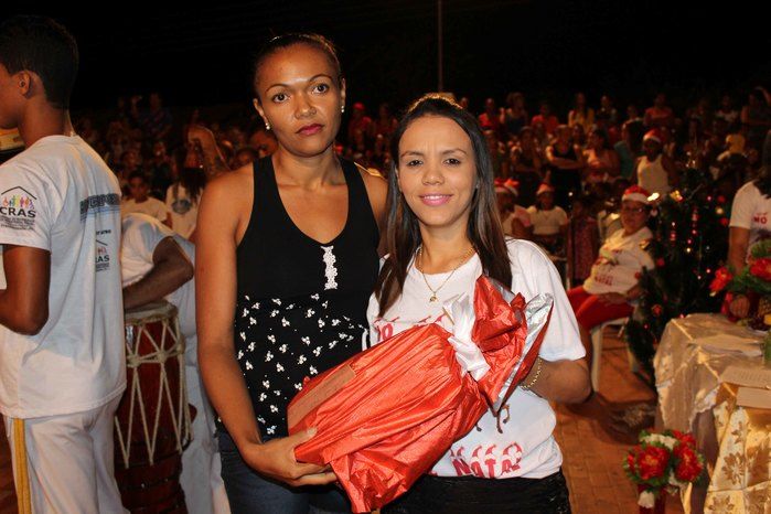 A Secretaria Municipal da Assistência Social realizou o Natal Feliz - Imagem 118