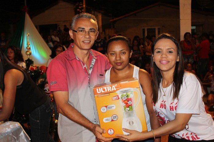 A Secretaria Municipal da Assistência Social realizou o Natal Feliz - Imagem 150