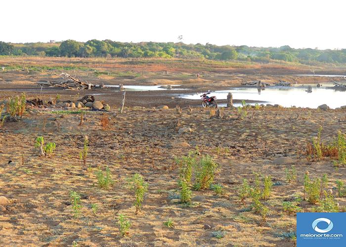 Poços serão interligados ao sistema de abastecimento até dia 15 - Imagem 7